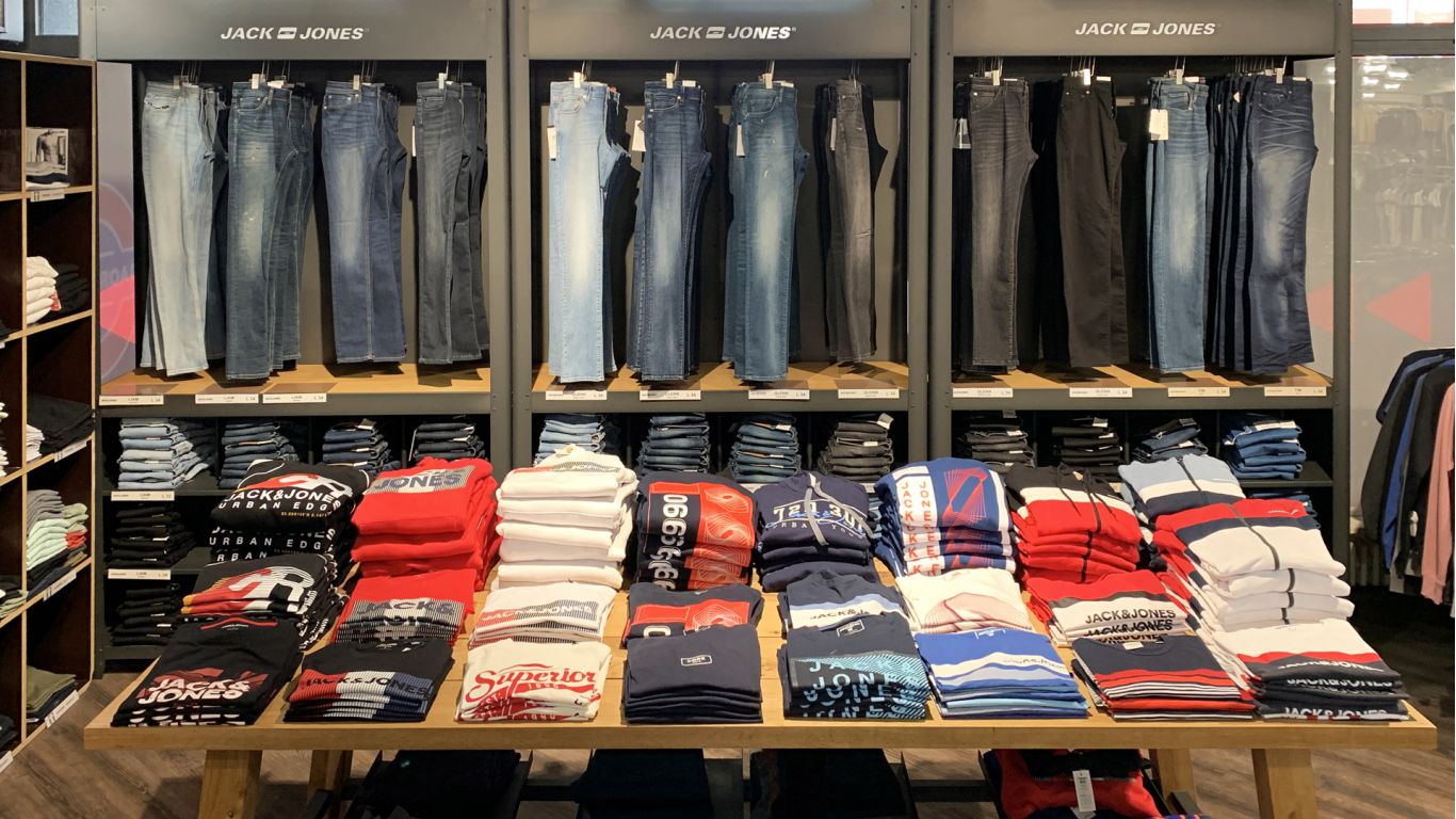 STORES – JEANS ROAD